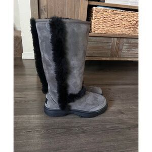 UGG Sunburst Tall Boot Womens size 5